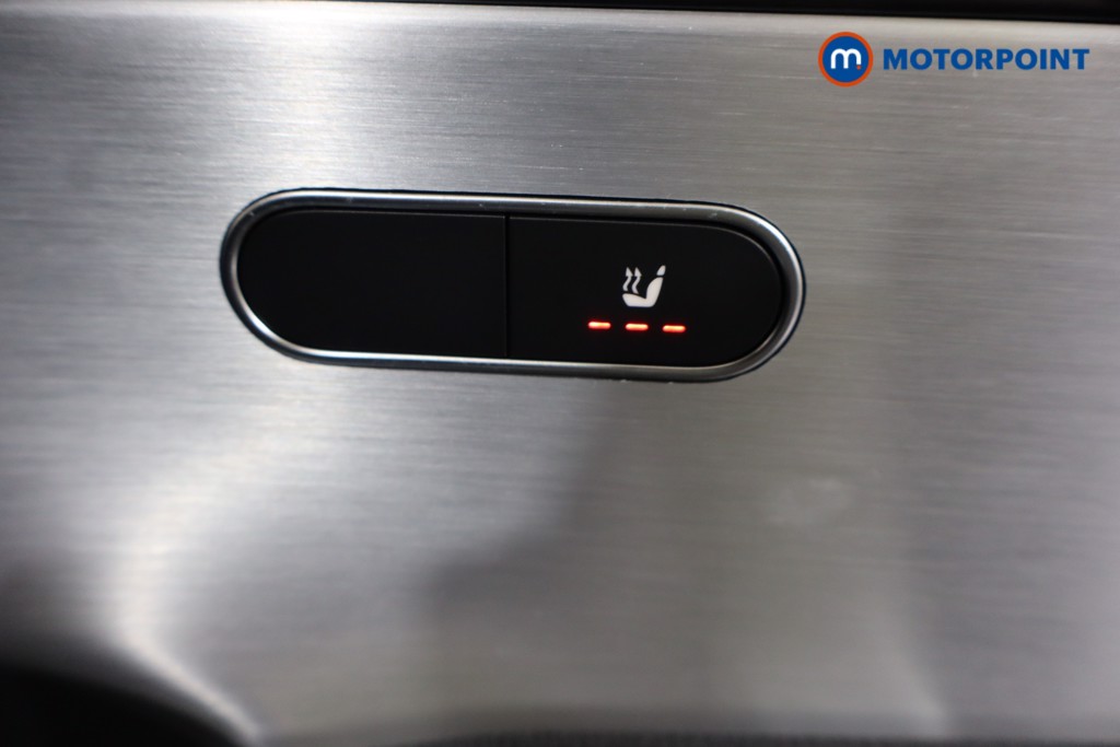 Mercedes-Benz CLA Amg Line Automatic Petrol Coupe - Stock Number (1600121) - 19th supplementary image