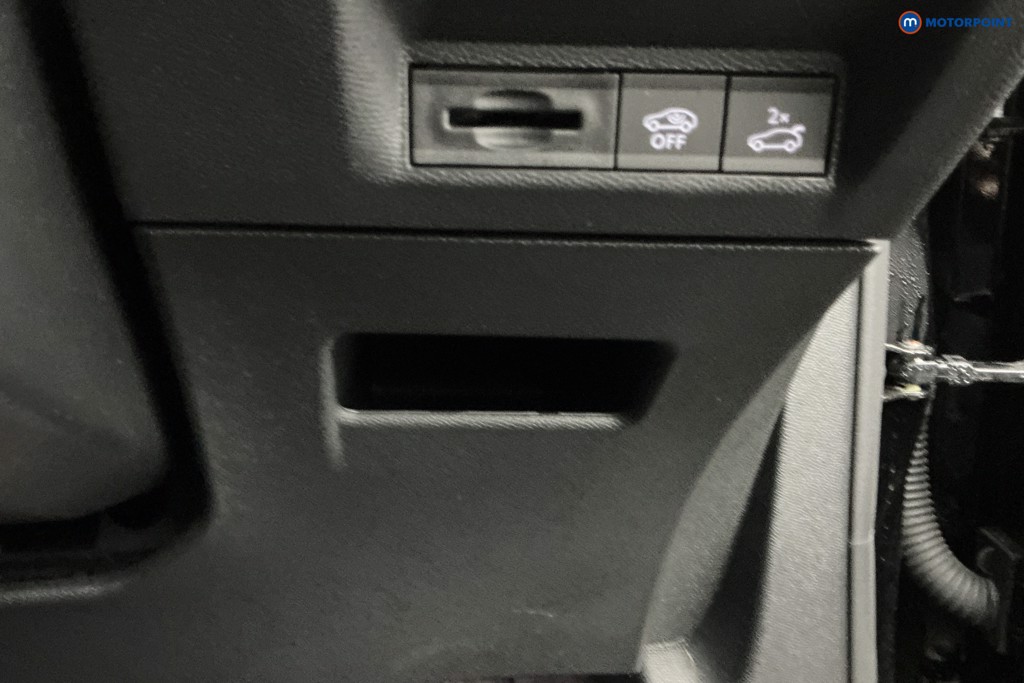 Peugeot 3008 GT Automatic Petrol SUV - Stock Number (1600620) - 22nd supplementary image