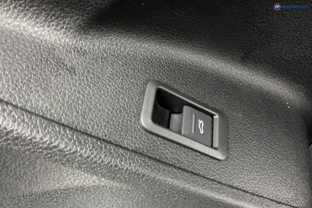 Audi Q3 S Line Automatic Petrol SUV - Stock Number (1601170) - 28th supplementary image