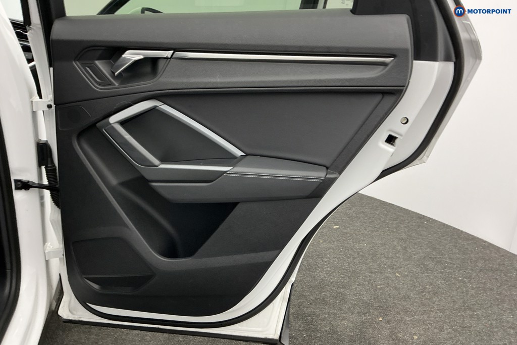 Audi Q3 S Line Automatic Petrol SUV - Stock Number (1601170) - 29th supplementary image