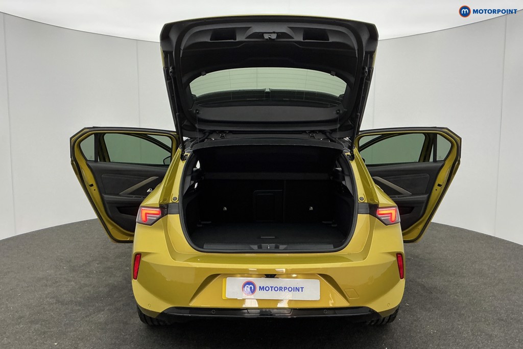 Vauxhall Astra Ultimate Automatic Petrol Hatchback - Stock Number (1601365) - 3rd supplementary image