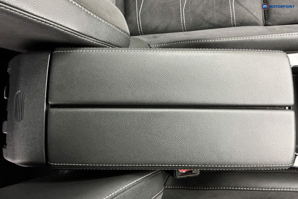 Vauxhall Astra Ultimate Automatic Petrol Hatchback - Stock Number (1601365) - 14th supplementary image