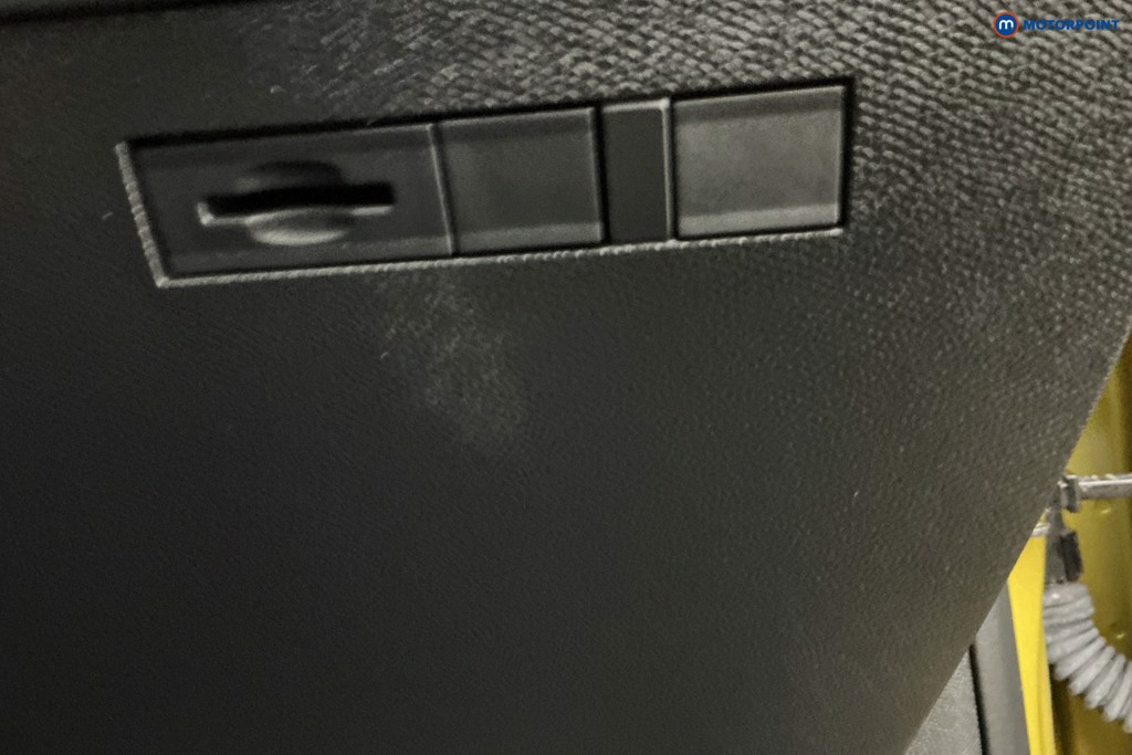 Vauxhall Astra Ultimate Automatic Petrol Hatchback - Stock Number (1601365) - 21st supplementary image