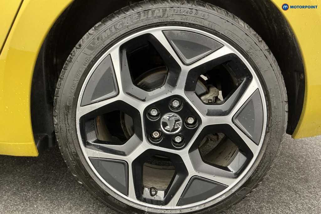 Vauxhall Astra Ultimate Automatic Petrol Hatchback - Stock Number (1601365) - 33rd supplementary image