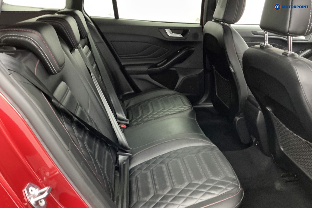 Ford Focus St-Line Vignale Manual Petrol Estate - Stock Number (1602252) - 5th supplementary image