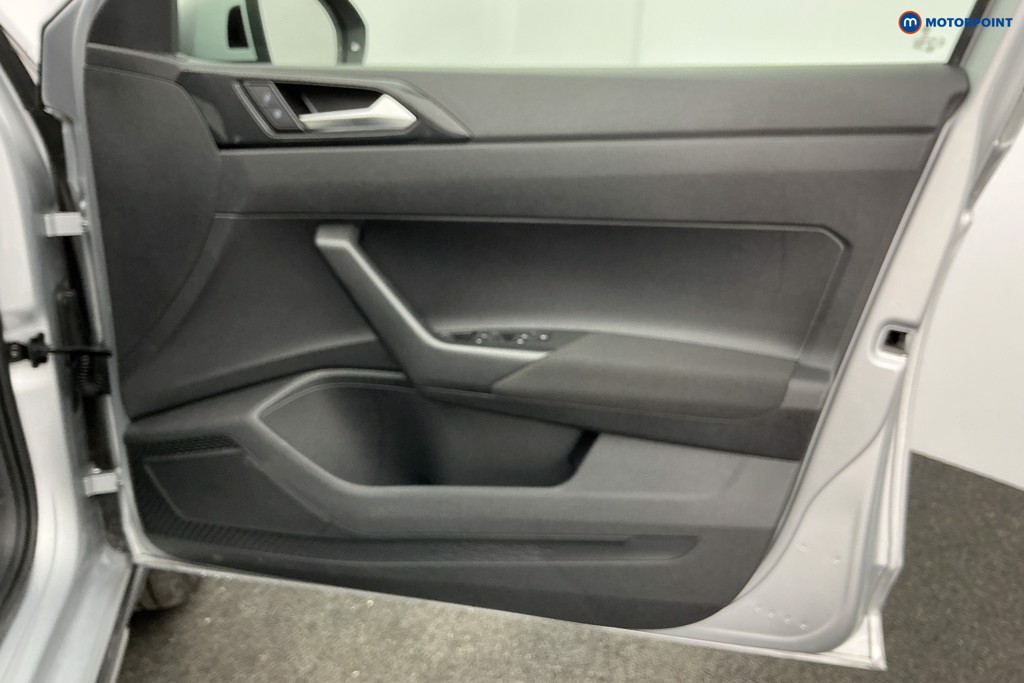 Volkswagen Taigo Life Manual Petrol SUV - Stock Number (1602481) - 24th supplementary image