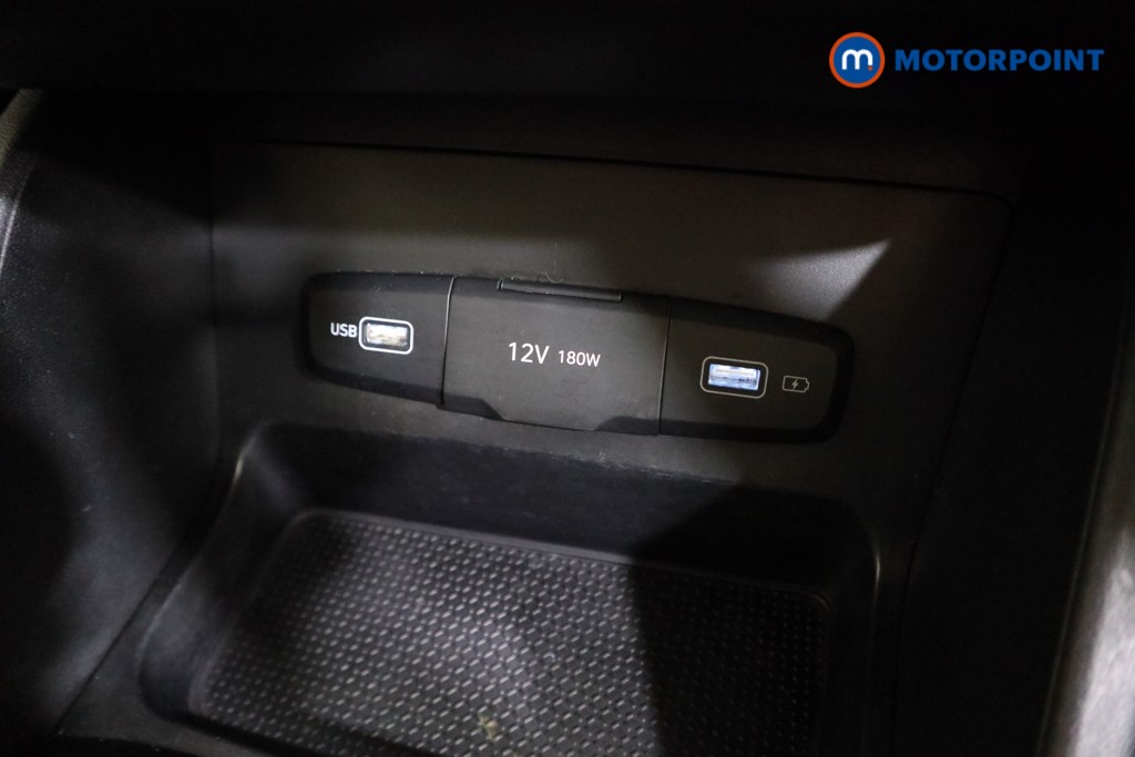 Hyundai Tucson Se Connect Manual Petrol SUV - Stock Number (1602515) - 8th supplementary image