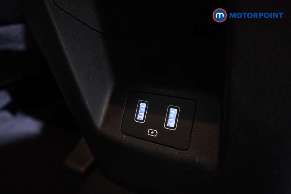 Hyundai Tucson Se Connect Manual Petrol SUV - Stock Number (1602515) - 18th supplementary image