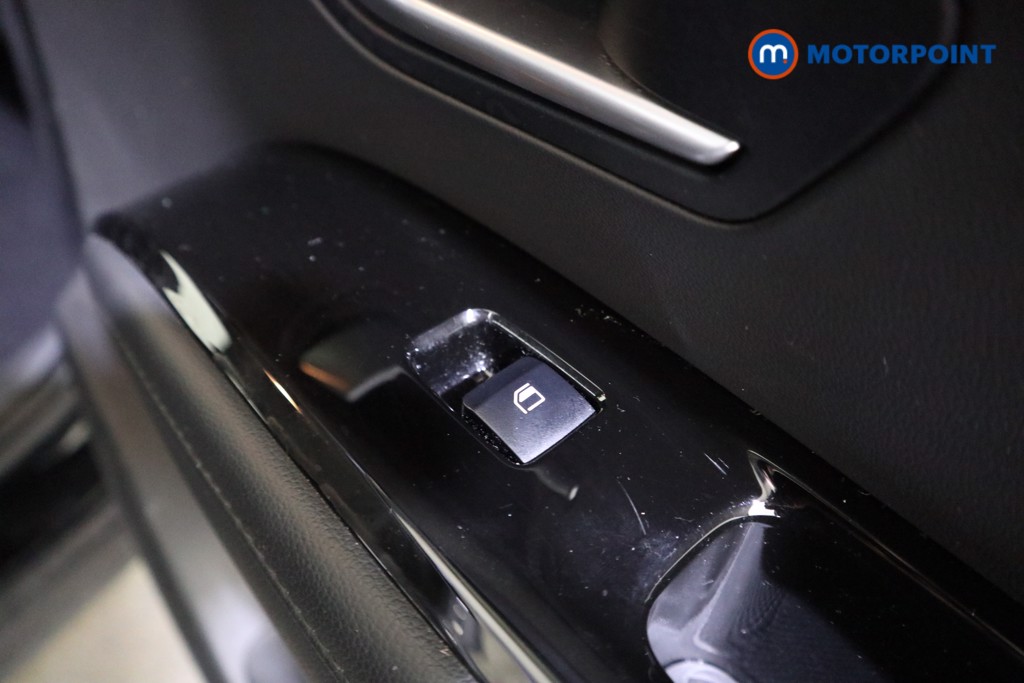 Hyundai Tucson Se Connect Manual Petrol SUV - Stock Number (1602515) - 19th supplementary image