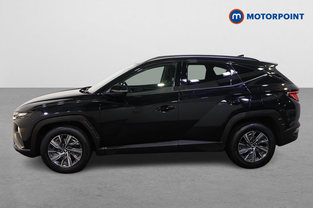 Hyundai Tucson Se Connect Manual Petrol SUV - Stock Number (1602515) - Passenger side