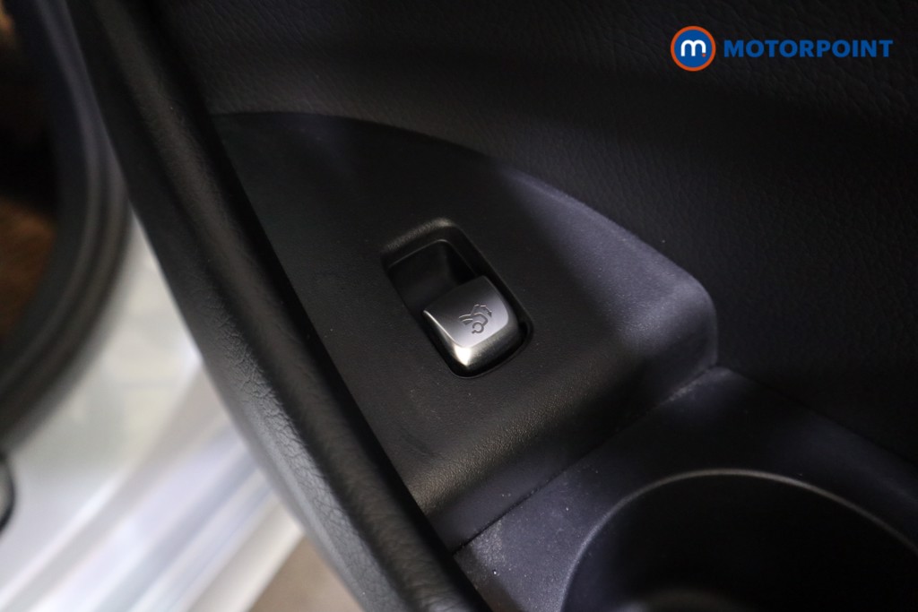 Mercedes-Benz E Class Amg Line Automatic Diesel Plug-In Hybrid Estate - Stock Number (1602575) - 11th supplementary image