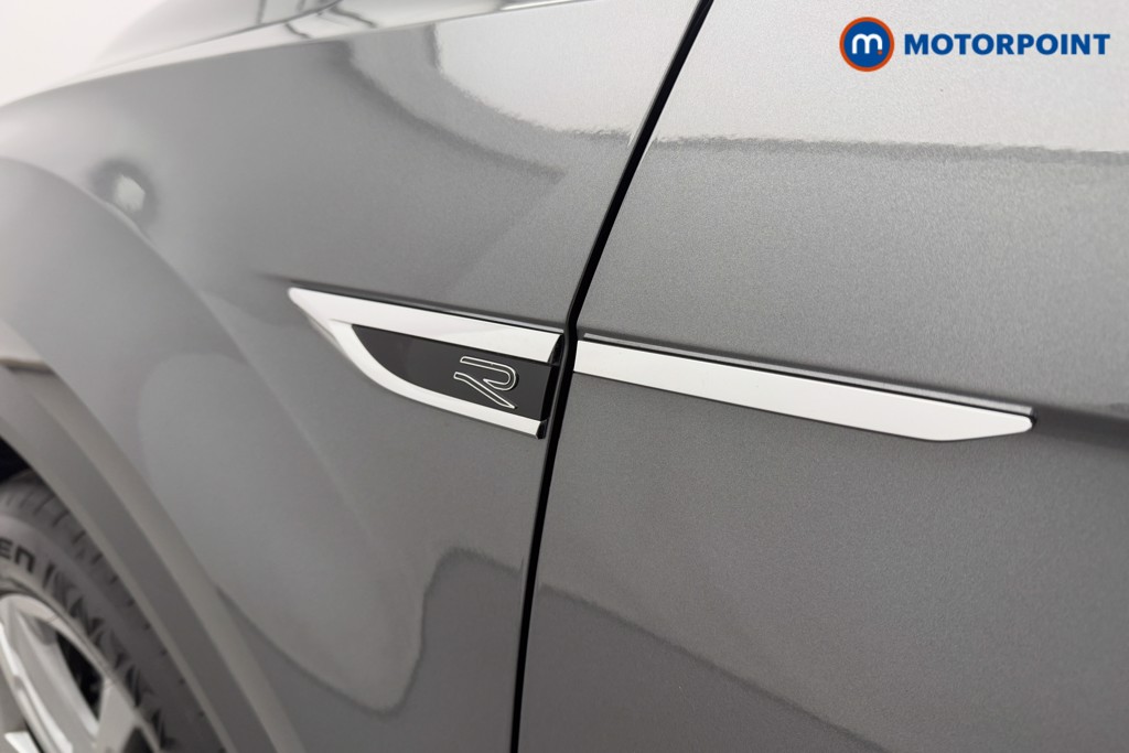 Volkswagen T-Roc R-Line Manual Petrol SUV - Stock Number (1602824) - 24th supplementary image