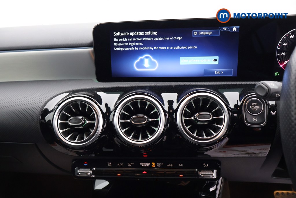 Mercedes-Benz A Class Amg Line Automatic Petrol Hatchback - Stock Number (1603909) - 15th supplementary image