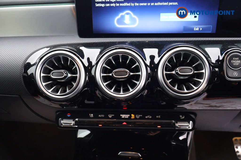 Mercedes-Benz A Class Amg Line Automatic Petrol Hatchback - Stock Number (1603909) - 18th supplementary image