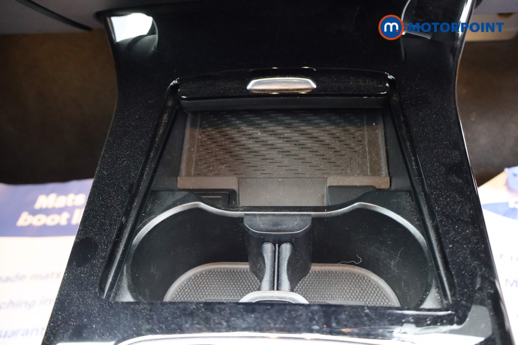 Mercedes-Benz A Class Amg Line Automatic Petrol Hatchback - Stock Number (1603909) - 19th supplementary image