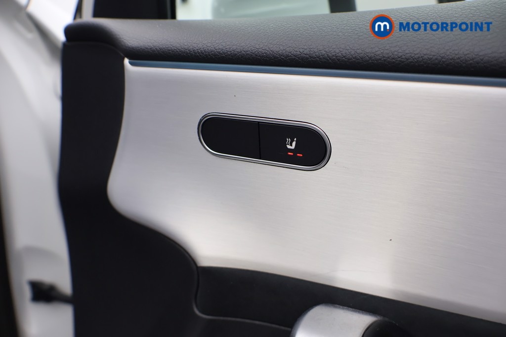 Mercedes-Benz A Class Amg Line Automatic Petrol Hatchback - Stock Number (1603909) - 28th supplementary image