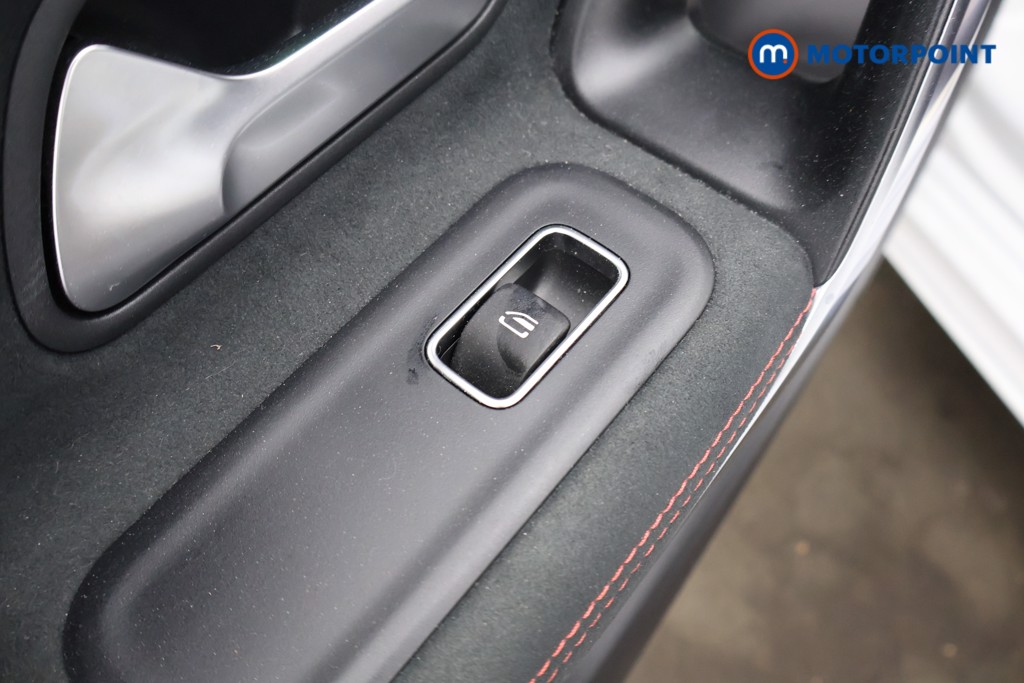 Mercedes-Benz A Class Amg Line Automatic Petrol Hatchback - Stock Number (1603909) - 40th supplementary image