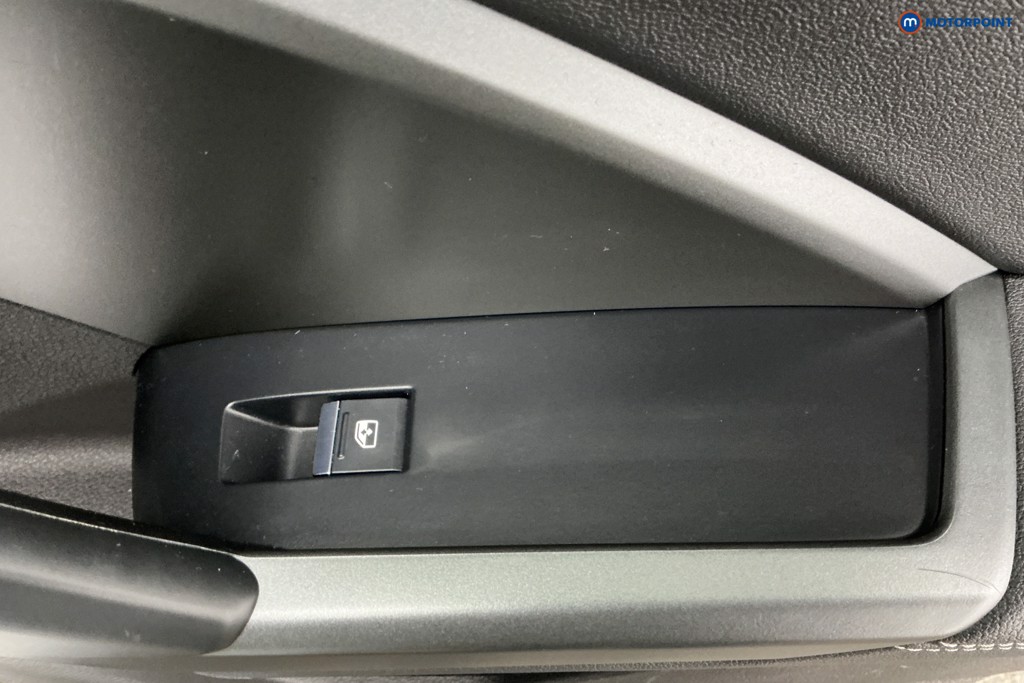 Audi Q3 S Line Automatic Petrol SUV - Stock Number (1604281) - 30th supplementary image