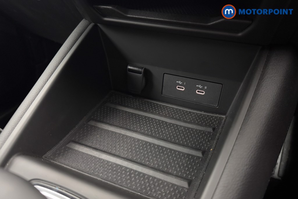 Renault Captur Esprit Alpine Automatic Petrol-Electric Hybrid SUV - Stock Number (1604455) - 10th supplementary image