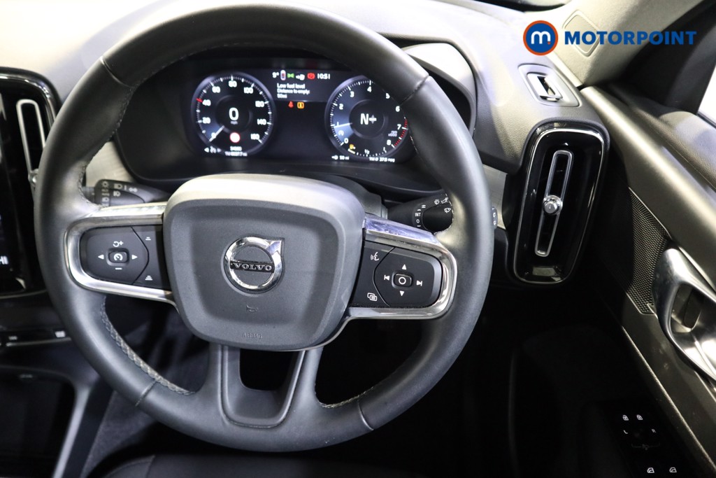 Volvo Xc40 Momentum Manual Petrol SUV - Stock Number (1604637) - 2nd supplementary image