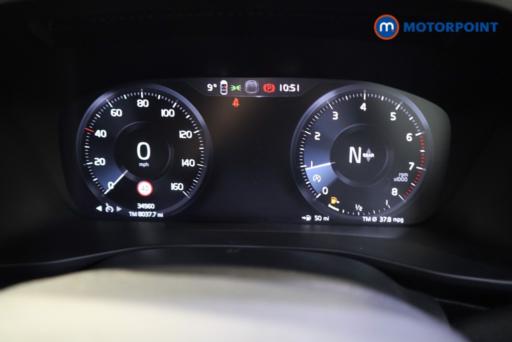 Volvo Xc40 Momentum Manual Petrol SUV - Stock Number (1604637) - 5th supplementary image