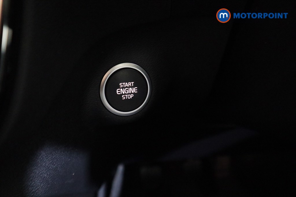 Volvo Xc40 Momentum Manual Petrol SUV - Stock Number (1604637) - 7th supplementary image