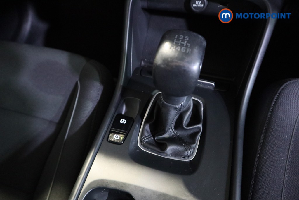 Volvo Xc40 Momentum Manual Petrol SUV - Stock Number (1604637) - 9th supplementary image