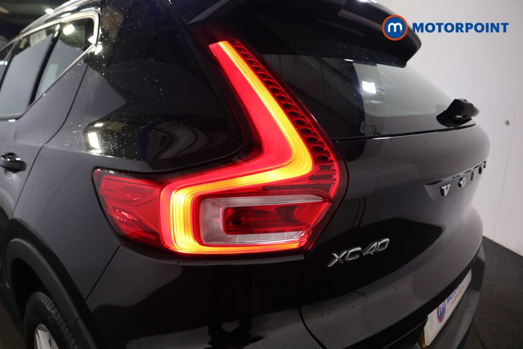 Volvo Xc40 Momentum Manual Petrol SUV - Stock Number (1604637) - 21st supplementary image