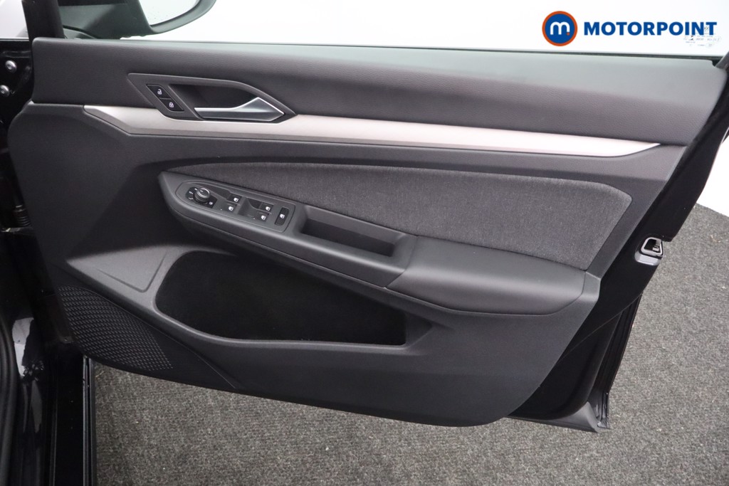 Volkswagen Golf Life Manual Petrol Hatchback - Stock Number (1604708) - 12th supplementary image