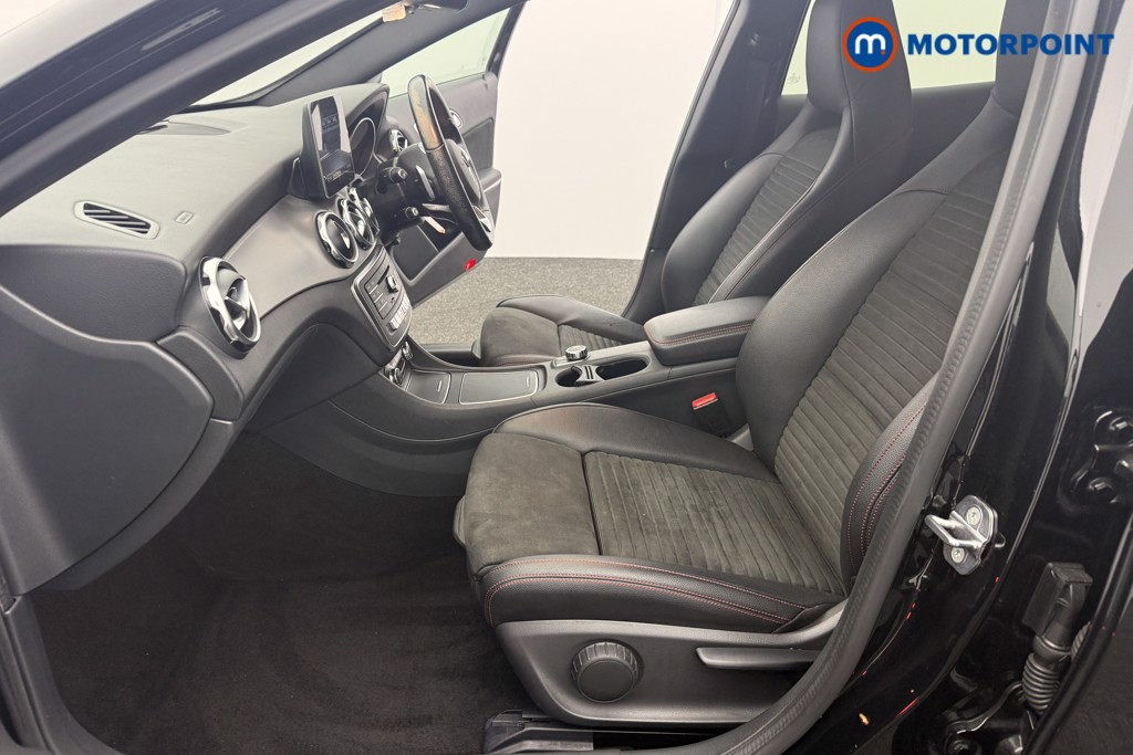 Mercedes-Benz GLA Amg Line Automatic Petrol SUV - Stock Number (1605086) - 18th supplementary image