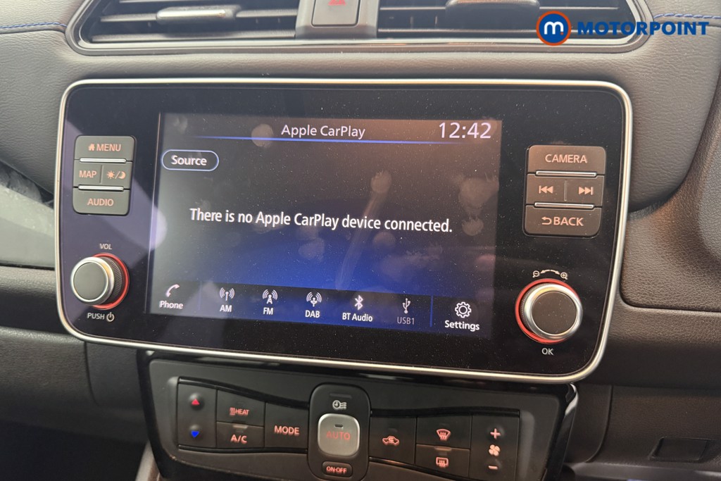 Nissan Leaf N-Connecta Automatic Electric Hatchback - Stock Number (1605098) - 4th supplementary image