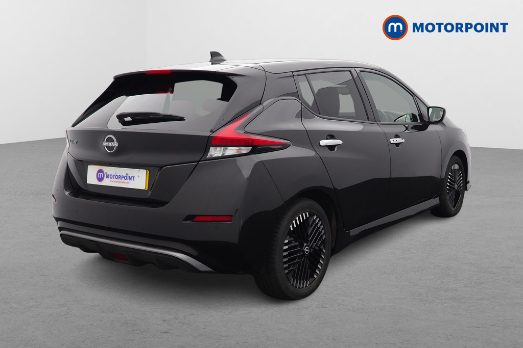 Nissan Leaf N-Connecta Automatic Electric Hatchback - Stock Number (1605098) - Drivers side rear corner