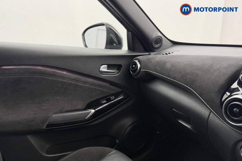 Nissan Juke Tekna-Plus Automatic Petrol-Electric Hybrid SUV - Stock Number (1605480) - 11th supplementary image