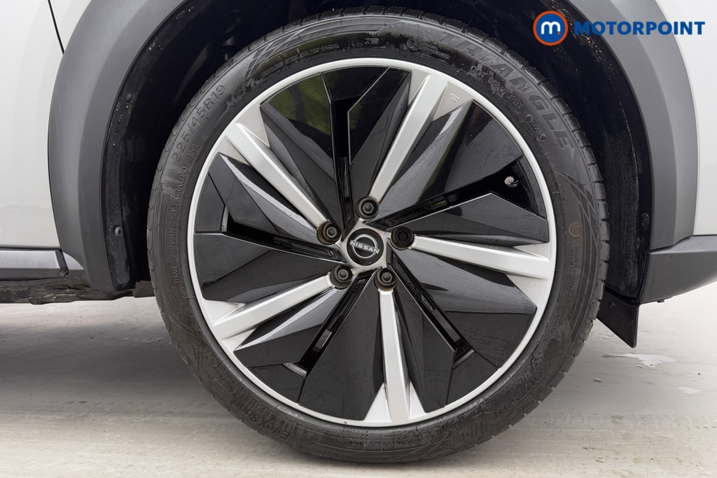 Nissan Juke Tekna-Plus Automatic Petrol-Electric Hybrid SUV - Stock Number (1605480) - 30th supplementary image