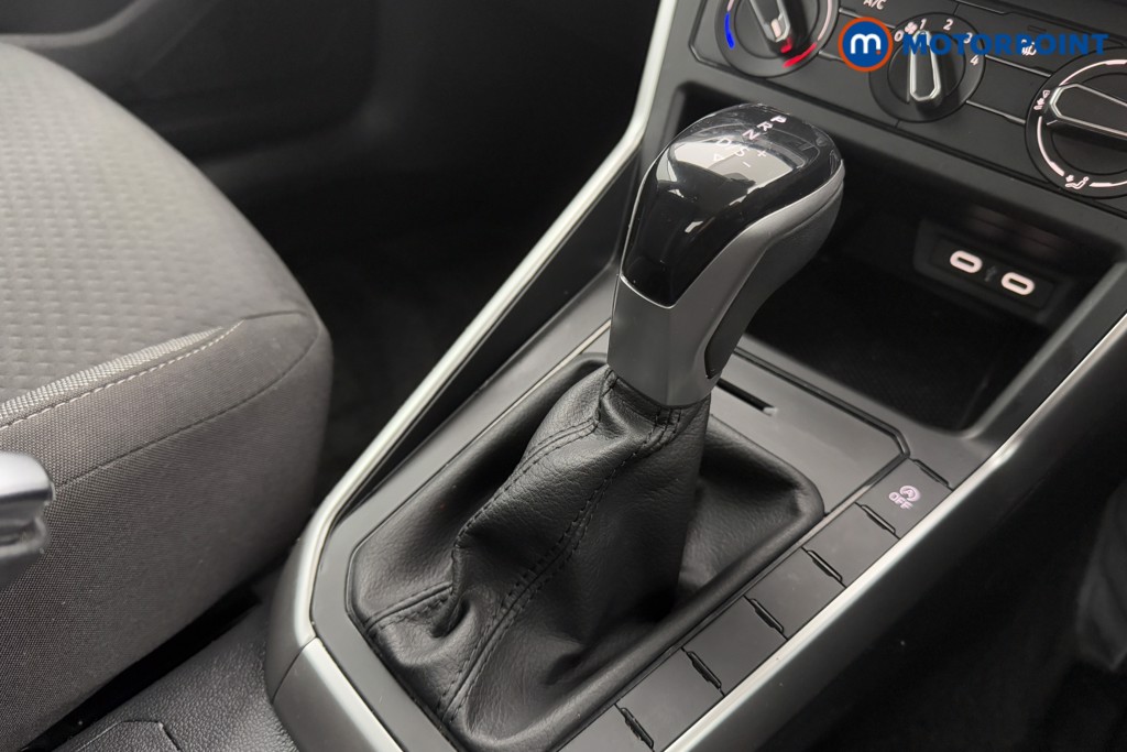 Volkswagen Polo Life Automatic Petrol Hatchback - Stock Number (1605520) - 14th supplementary image