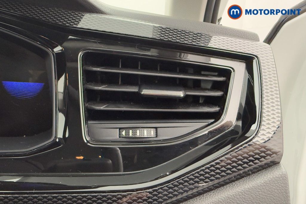 Volkswagen Polo Life Automatic Petrol Hatchback - Stock Number (1605520) - 18th supplementary image