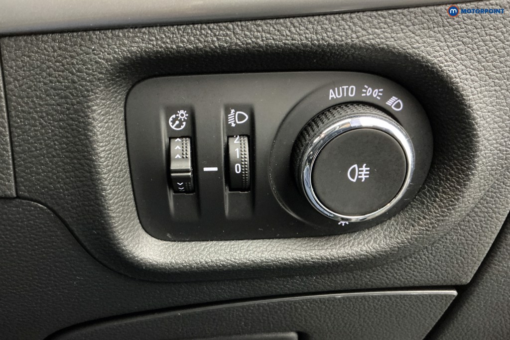 Vauxhall Astra Sri Nav Manual Petrol Hatchback - Stock Number (1605899) - 21st supplementary image