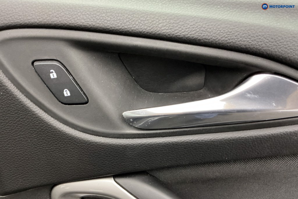 Vauxhall Astra Sri Nav Manual Petrol Hatchback - Stock Number (1605899) - 24th supplementary image