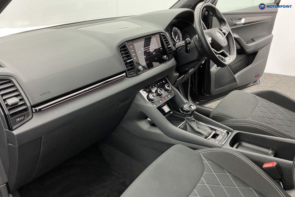 Skoda Karoq Sport Line Automatic Petrol SUV - Stock Number (1606043) - 9th supplementary image