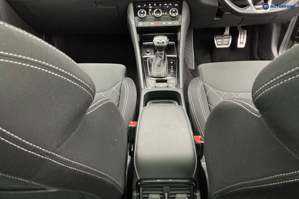 Skoda Karoq Sport Line Automatic Petrol SUV - Stock Number (1606043) - 12th supplementary image