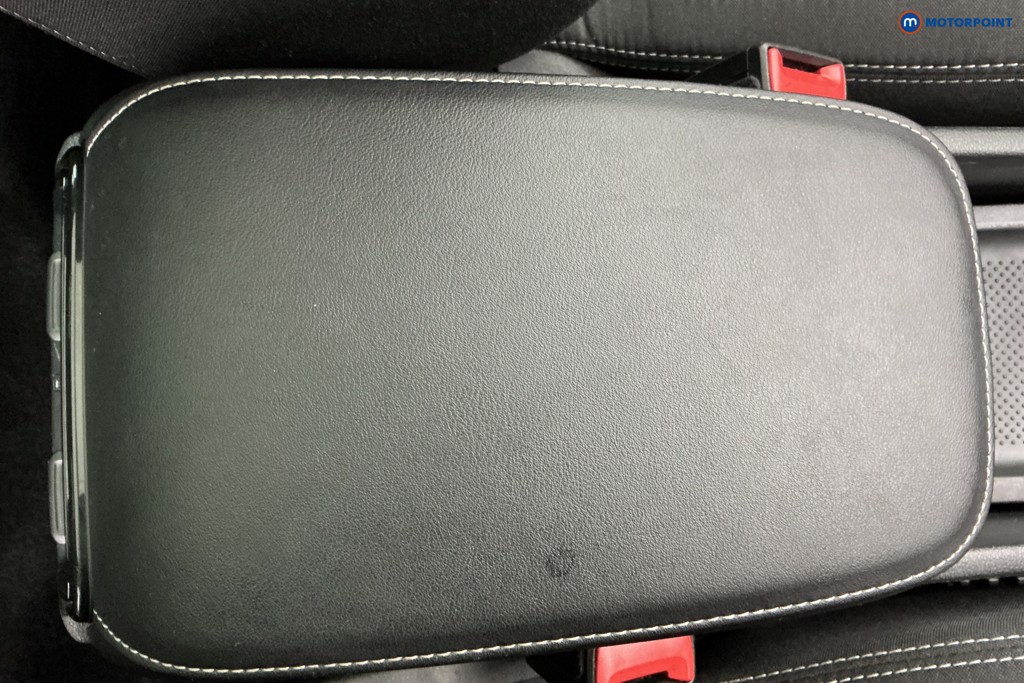 Skoda Karoq Sport Line Automatic Petrol SUV - Stock Number (1606043) - 15th supplementary image