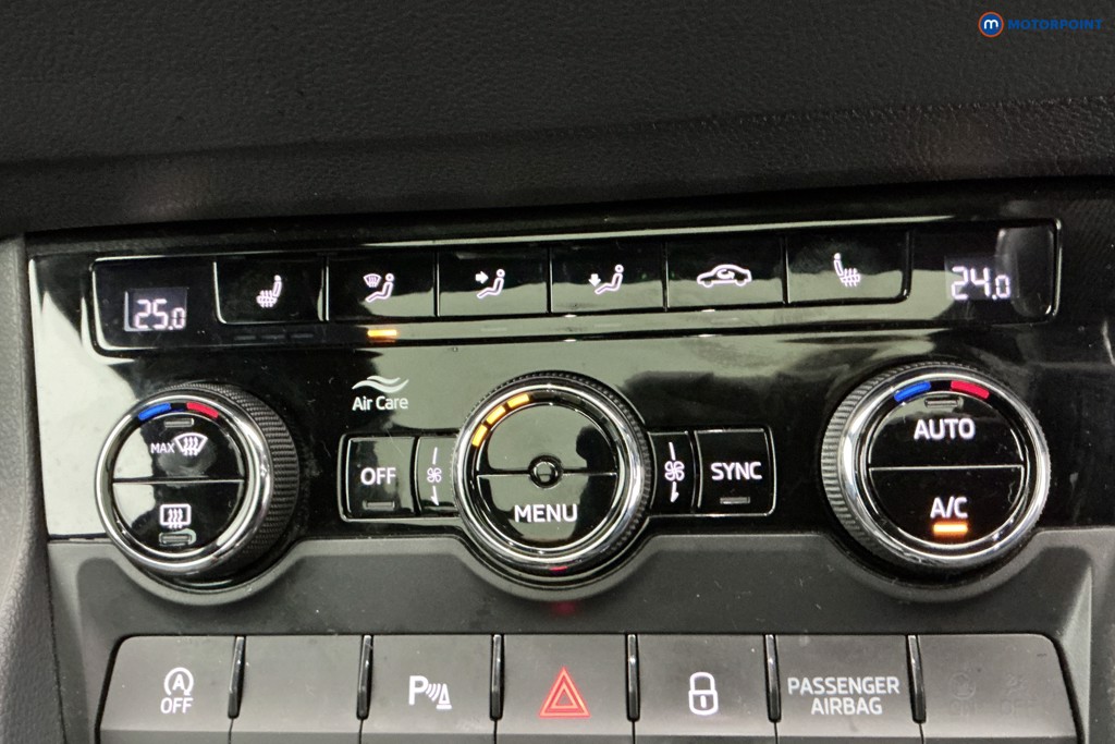 Skoda Karoq Sport Line Automatic Petrol SUV - Stock Number (1606043) - 20th supplementary image