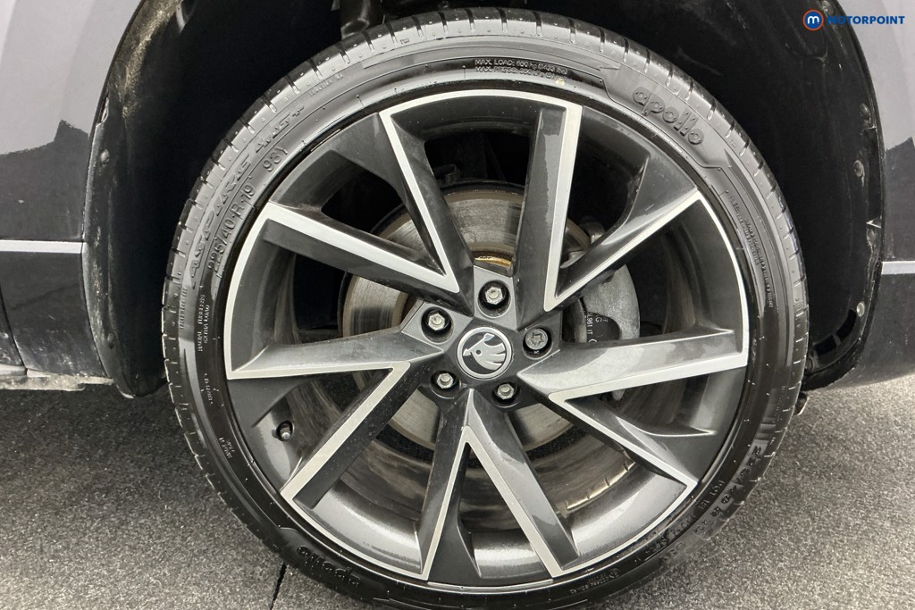 Skoda Karoq Sport Line Automatic Petrol SUV - Stock Number (1606043) - 38th supplementary image