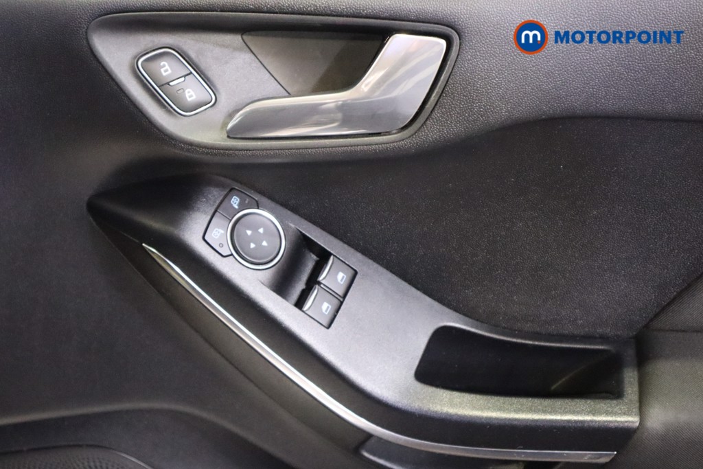 Ford Fiesta Zetec Manual Petrol Hatchback - Stock Number (1606090) - 11th supplementary image