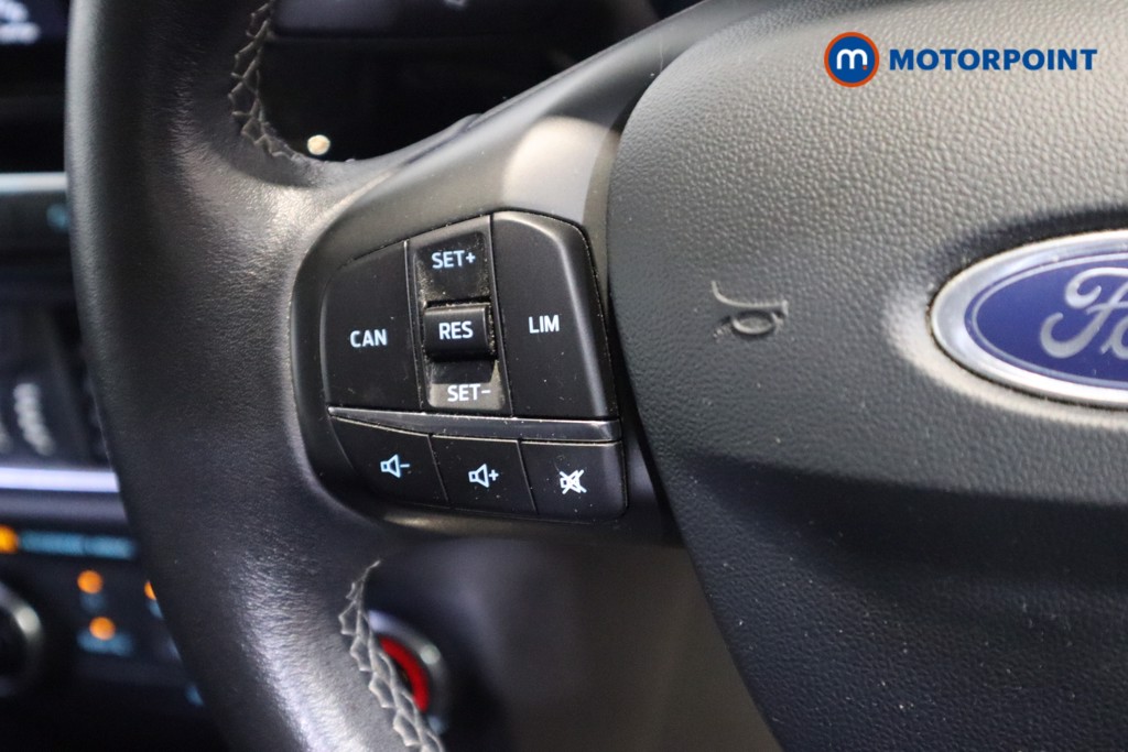 Ford Fiesta Zetec Manual Petrol Hatchback - Stock Number (1606090) - 16th supplementary image