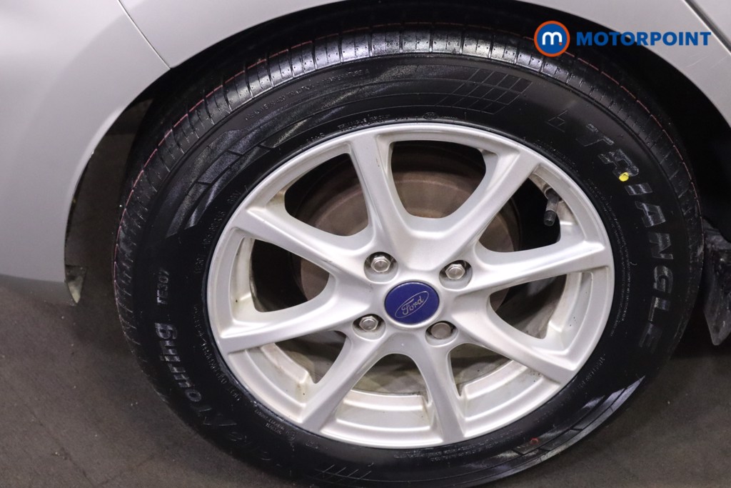 Ford Fiesta Zetec Manual Petrol Hatchback - Stock Number (1606090) - 22nd supplementary image