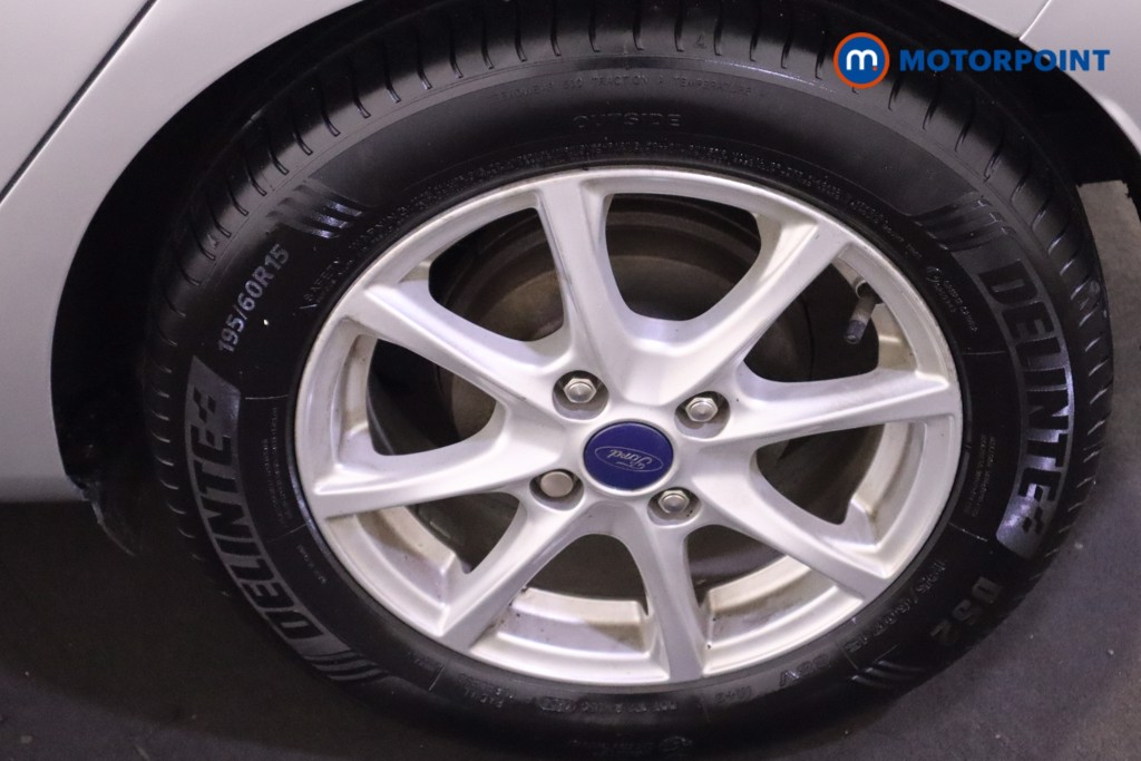 Ford Fiesta Zetec Manual Petrol Hatchback - Stock Number (1606090) - 23rd supplementary image