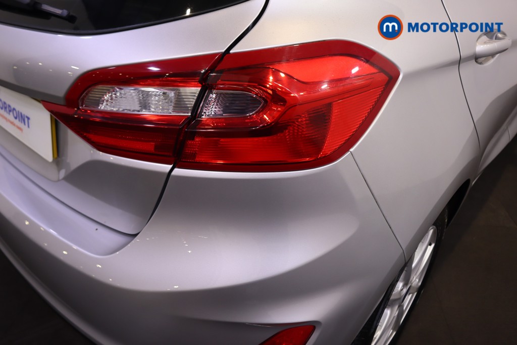 Ford Fiesta Zetec Manual Petrol Hatchback - Stock Number (1606090) - 27th supplementary image