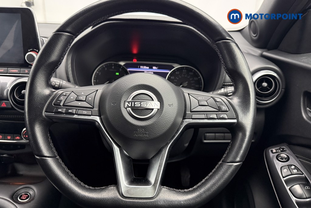 Nissan Juke N-Connecta Manual Petrol SUV - Stock Number (1606237) - 5th supplementary image