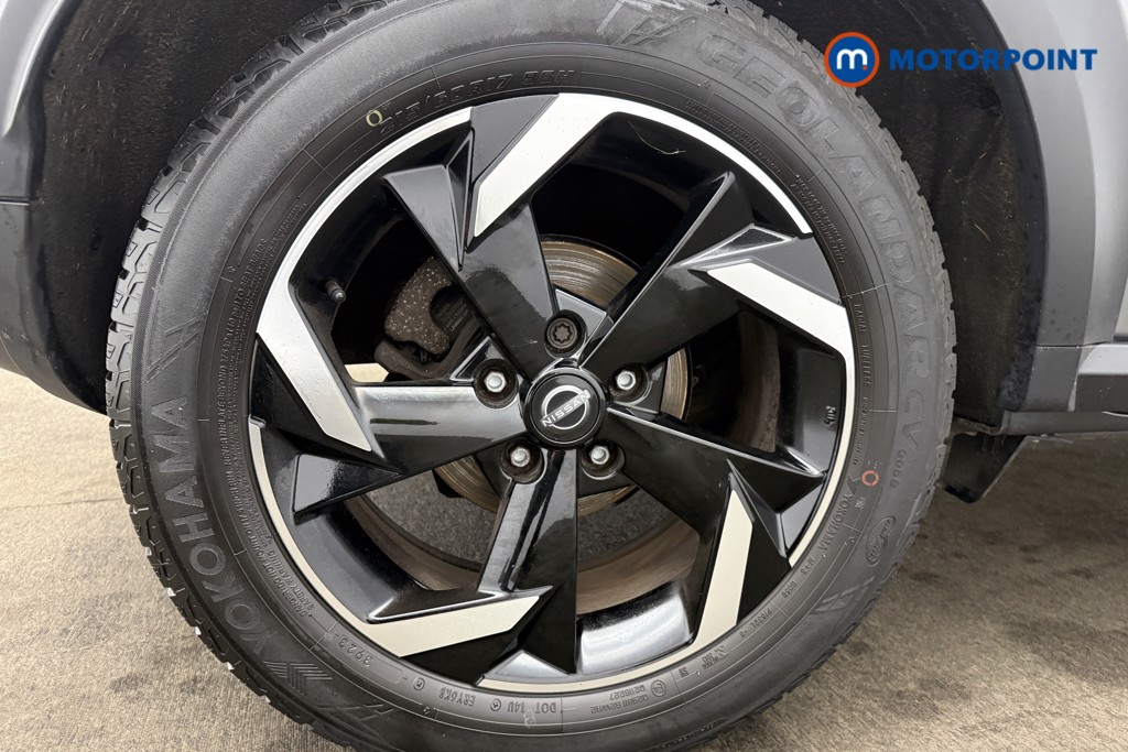 Nissan Juke N-Connecta Manual Petrol SUV - Stock Number (1606237) - 7th supplementary image